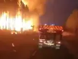 Un macroincendio colapsa la frontera entre Francia y España y obliga a evacuar a miles de personas