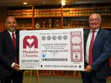 La Lotería Nacional dedica el décimo de septiembre a la Medalla de los Amantes de Teruel