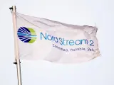 Lubmin (Germany), 26/03/2019.- (FILE) - A flag reading 'Nord Stream 2' on the construction site of the Nord Stream 2 in Lubmin, Germany, 26 March 2019 (reissued 17 December 2019). The Nord Stream 2 pipeline with its length of 1230 kilometers runs from the Russian Baltic coast to Germany, subsea. The US Congress has decided sanctions against companies in connection with the Baltic Sea pipeline Nord Stream 2. (Alemania, Rusia, Estados Unidos) EFE/EPA/CLEMENS BILAN