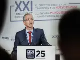 El gobernador del Banco de Espa&ntilde;a, Pablo Hern&aacute;ndez de Cos, en el XXI Congreso CEDE