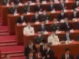 El expresidente de China, Hu Jintao, ha sido escoltado fuera del Palacio del Pueblo