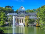 Palacio de Cristal, uno de los monumentos que se pueden visitar gratis en Madrid.