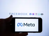 Irlanda multa a Meta por filtrar datos personales de millones de usuarios.