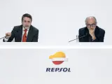 El consejero delegado de Repsol, Josu Jon Imaz, y el presidente de la petrolera, Antonio Brufau, en la última general de accionistas.
