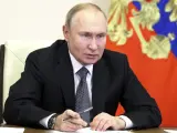 Putin cierra el grifo a los países que fijen un tope al precio del petróleo ruso