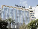 Banco Sabadell prepara una emisión de casi 400 millones en deuda convertible