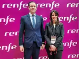 Firma del acuerdo entre Renfe y Avanza en Fitur