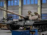 Tanque T-72, de origen marroquí, en proceso de actualización.