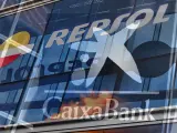 Montaje Repsol y Caixabank