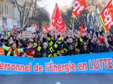 Las gasolineras francesas, sin abastecer por huelgas por la reforma de pensiones