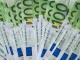 Nueva ayuda universal de 100 euros al mes para familias con hijos de hasta tres años