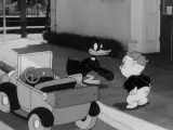Hay cortos de &lsquo;Looney Tunes&rsquo; donde elegir, pero ese en el que Lucas convence a Porky de cambiar de trabajo merece una menci&oacute;n especial. Por la mezcla animaci&oacute;n-acci&oacute;n real, y su paseo por las oficinas de la Warner.