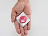 El uso del preservativo es lo más aconsejable para evitar posibles ETS