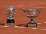La Copa Suzanne-Lenglen (femenino) y la Copa de los Mosqueteros, Roland Garros.