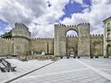 Puerta del Alc&aacute;zar, en &Aacute;vila.