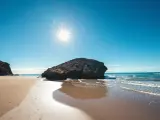 Playa de Mónsul, en el Parque Natural Cabo de Gata-Níjar.
