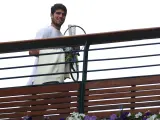 Carlos Alcaraz pasea en las instalaciones de Wimbledon. BRITAIN TENNIS