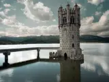 Torre del embalse de Manzanares.