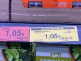 ¿Por qué las etiquetas amarilla y salmón de Mercadona marcan el mismo precio?