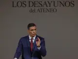 Pedro Sánchez, presidente del Gobierno en funciones, en una conferencia en el Ateneo de Madrid