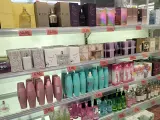Lineal de colonias baratas y clones de perfumes de Mercadona