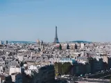 El puesto n&uacute;mero uno se lo lleva la capital francesa. Fueron 19,4 millones de turistas en 2022, que disfrutaron de la Torre Eiffel, el Museo del Louvre o los caf&eacute;s y restaurantes parisinos.