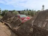 Varias personas han tenido que ser rescatadas la madrugada del lunes por los Bomberos y la Guardia Civil después de que se inundaran sus viviendas.