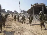 Imagen facilitada por el Ej&eacute;rcito israel&iacute; este 5 de noviembre de una operaci&oacute;n militar terrestre dentro de la Franja de Gaza.