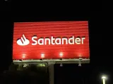 Santander aumenta los depósitos y aplica una rebaja a las hipotecas en Reino Unido