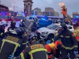 Un coche atropella a tres personas en la plaza Espanya de Barcelona. Tres personas han sido atropelladas por un coche este miércoles por la mañana en la plaza Espanya de Barcelona, han informado los Bombers de Barcelona en un apunte en 'X' recogido por Europa Press. POLITICA ESPAÑA EUROPA CATALUÑA BOMBERS DE BARCELONA