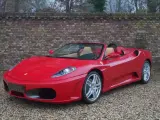 El Ferrari F430 Spider que Michael Schumacher le regaló a su padre.