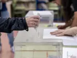 Voto en urna