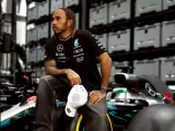 Hamilton en la presentación del nuevo Mercedes.