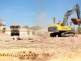 Trabajadores de la construcción, constructoras, camión, obras