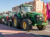 Varios tractores suben a la puerta de Bisagra, a 12 de marzo de 2024, en Toledo, Castilla-La Mancha (España).