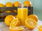 Con estos sencillos trucos podrás exprimir tus naranjas sin necesidad de usar un exprimidor.