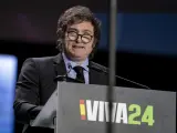 El presidente de Argentina, Javier Milei, interviene durante el acto ‘Viva 24’ de VOX.