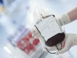 Una bolsa de sangre para una transfusión