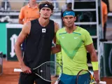 Alexander Zverev y Rafa Nadal en el Roland Garros de 2022.
