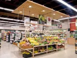 Supermercado La cadena de supermercados ecol&oacute;gicos Veritas ha inaugurado este viernes un nuevo establecimiento en Bilbao, ubicado en la calle Alameda Urquijo, 48. El local tiene una superficie de 300 m2 y dispone de una plantilla de seis personas. Con esta apertura la compa&ntilde;&iacute;a cuenta con un total de 38 locales f&iacute;sicos entre Pa&iacute;s Vasco, Catalu&ntilde;a, Baleares y Andorra, as&iacute; como una tienda online. POLITICA PA&Iacute;S VASCO ESPA&Ntilde;A EUROPA VIZCAYA VERITAS