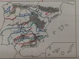 Un alumno de primaria tenía que nombrar y situar en el mapa los principales ríos de España en un examen.