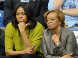 Michelle Obama y su madre, Marian Robinson, en una imagen de archivo de 2014.