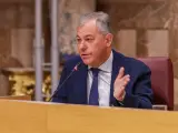 El alcalde de Sevilla, José Luis Sanz, en el Pleno de Presupuestos, este lunes