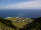 Vista de Edimburgo de los Siete Mares, asentamiento habitado del archipiélago de Tristan da Cunha.