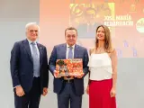 Entrega del reconocimiento de este año de Asmumad a José María Albarracín