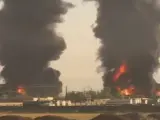 Al menos diez personas han resultado heridas por el incendio que ha comenzado este miércoles por la tarde en la refinería de petróleo Ebil-Goer, situada en la región semiautónoma del Kurdistán iraquí, en el norte de Irak
