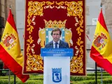 El alcalde de Madrid, Jos&eacute; Luis Mart&iacute;nez-Almeida, durante el acto institucional del Ayuntamiento por el X aniversario de la proclamaci&oacute;n de Felipe VI.