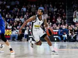 Kevin Punter of Partizan Mozzart Bet Belgrade in action during the Turkish Airlines EuroLeague, match played between FC Barcelona and Partizan Mozzart Bet Belgrade at Palau Blaugrana on March 14, 2024 in Barcelona, Spain. Javier Borrego / AFP7 / Europa Press (Foto de ARCHIVO) 14/3/2024 ONLY FOR USE IN SPAIN