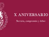 "Servicio, compromiso y deber", el emblema elegido por el Rey en el décimo aniversario de su proclamación.