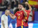 Aymeric Laporte celebra la victoria de España ante Italia en la Eurocopa.